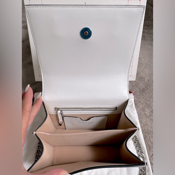 NEW🔥Alexander McQueen💥RARE💥Small Butterfly Knuckle Leather Shoulder Bag🔥 - Picture 15 of 16